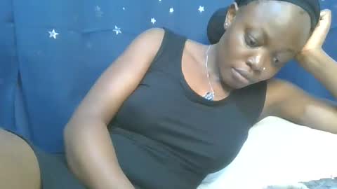 Snapshot of cilia_petite chatting on 17, 9, 2025 cilia petite online show from 17, 9, 2025