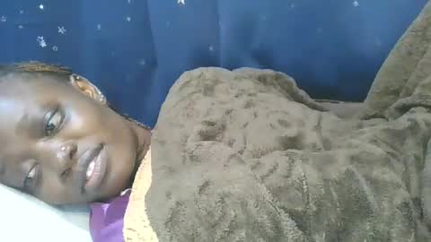 Snapshot of cilia_petite chatting on 30, 9, 2025 cilia petite online show from 30, 9, 2025