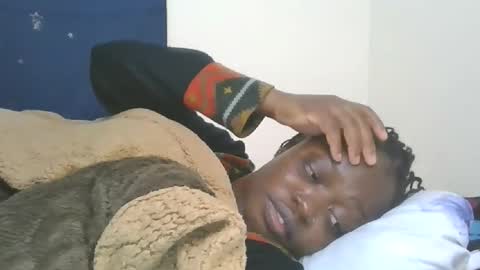 Snapshot of cilia_petite chatting on 19, 10, 2025 cilia petite online show from 19, 10, 2025