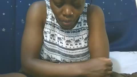 Snapshot of cilia_petite chatting on 21, 10, 2025 cilia petite online show from 21, 10, 2025