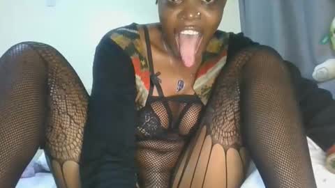 cilia petite online show from 28, 5, 2026