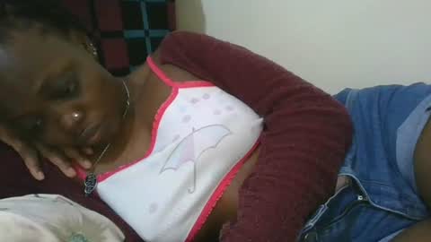 Snapshot of cilia_petite chatting on 8, 7, 2026 cilia petite online show from 8, 7, 2026