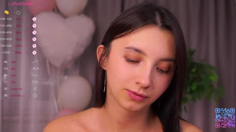   L  online show from 23, 11, 2025