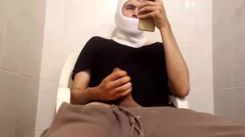 Snapshot of cincopulgadas chatting on 2, 1, 2025 Ernesto online show from 2, 1, 2025