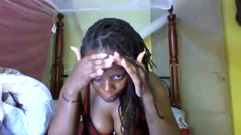 Snapshot of cinddy_14 chatting on 27, 12, 2024 cinddy 14 online show from 27, 12, 2024