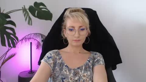 Cinderella online show from 3, 7, 2026