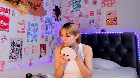 Snapshot of cindymori chatting on 4, 5, 2026 cindymori online show from 4, 5, 2026