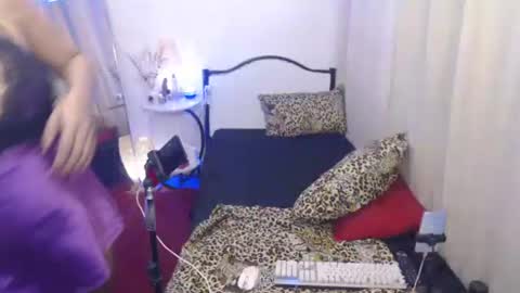 Snapshot of cindyts09 chatting on 9, 10, 2025 Cindy online show from 9, 10, 2025