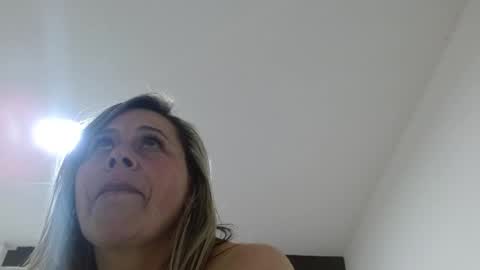 Snapshot of cinthia1609 chatting on 4, 2, 2025 cinthia1609 online show from 4, 2, 2025