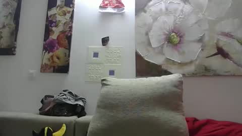 Snapshot of cinthia2525 chatting on 6, 1, 2025 cinthia2525 online show from 6, 1, 2025