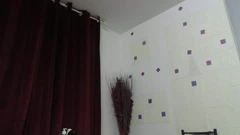 Snapshot of cinthia2525 chatting on 10, 1, 2025 cinthia2525 online show from 10, 1, 2025