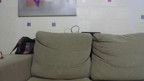 Snapshot of cinthia2525 chatting on 21, 11, 2025 cinthia2525 online show from 21, 11, 2025