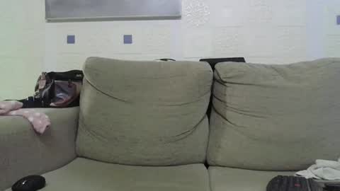 Snapshot of cinthia2525 chatting on 28, 11, 2025 cinthia2525 online show from 28, 11, 2025