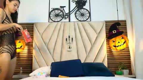 cinthiabaker online show from 1, 11, 2025