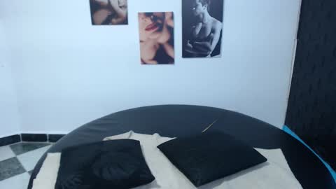 Cinthya online show from 28, 10, 2025