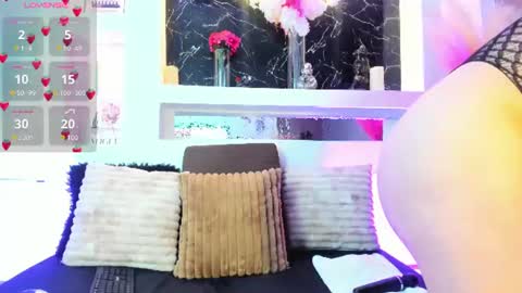 Cinthya  online show from 26, 6, 2026
