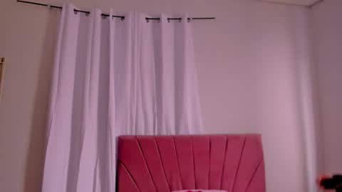 CintiaCollins  online show from 9, 1, 2026