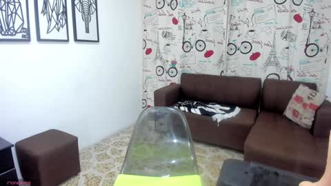 Snapshot of cintiagreyx chatting on 6, 2, 2025  CINTIA  online show from 6, 2, 2025