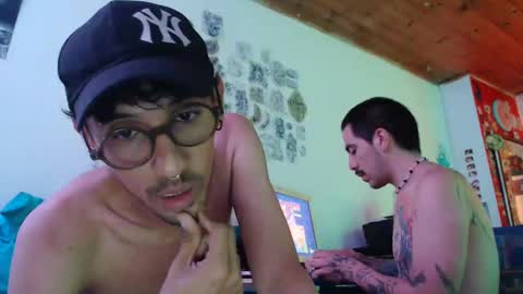 Snapshot of ciroandfinn chatting on 24, 12, 2024 ciroandfinn online show from 24, 12, 2024