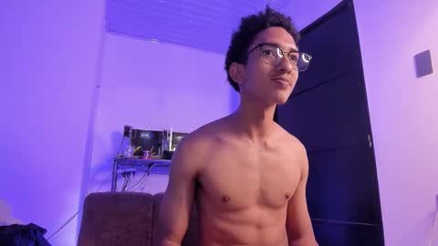 cj_davis1 online show from 3, 11, 2025