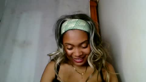 ckamilla45 online show from 12, 9, 2025