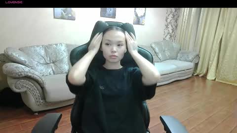 Snapshot of ckyvina chatting on 28, 9, 2025 Sky online show from 28, 9, 2025