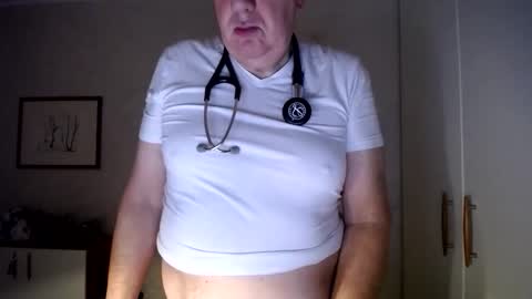 Snapshot of clacock chatting on 18, 12, 2025 clacock online show from 18, 12, 2025