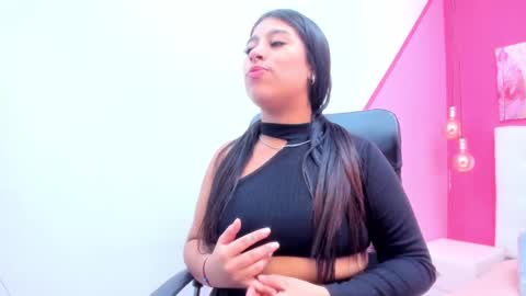 Snapshot of claire_aristizabal chatting on 16, 1, 2025 claire aristizabal online show from 16, 1, 2025