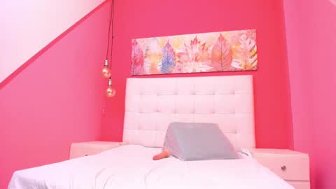 Snapshot of claire_aristizabal chatting on 24, 1, 2025 claire aristizabal online show from 24, 1, 2025