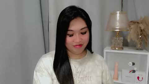 Snapshot of claire_wntr chatting on 30, 5, 2026 CLAIRE online show from 30, 5, 2026