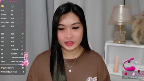 Snapshot of claire_wntr chatting on 8, 6, 2026 CLAIRE online show from 8, 6, 2026