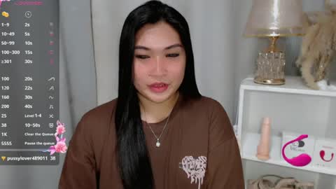 Snapshot of claire_wntr chatting on 27, 6, 2026 CLAIRE online show from 27, 6, 2026