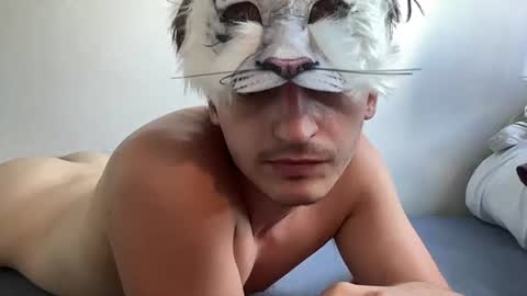 clapycat online show from 10, 7, 2026