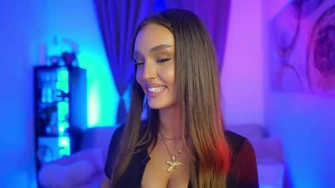 Clara smile online show from 3, 10, 2025