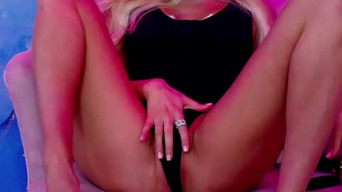 ClaraHazel online show from 28, 2, 2025