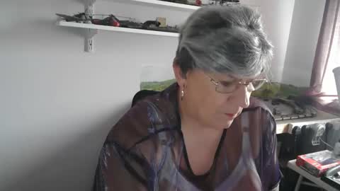 Snapshot of clarem chatting on 2, 5, 2026 clare nylons online show from 2, 5, 2026