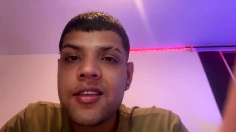 Snapshot of clarentz_baileys chatting on 14, 9, 2025 Clarentz bby online show from 14, 9, 2025