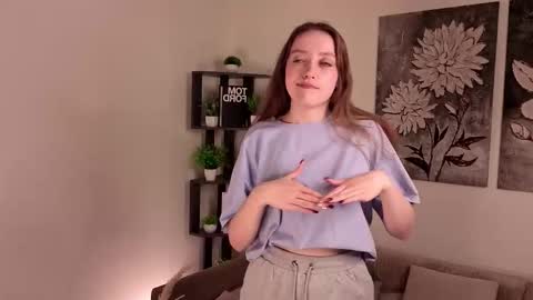 Snapshot of claribelpastano chatting on 9, 2, 2026 Lora online show from 9, 2, 2026