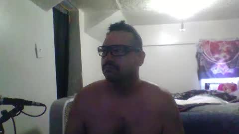 Snapshot of clark_kent1986 chatting on 21, 4, 2026 clark_kent1986 online show from 21, 4, 2026