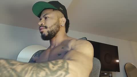 Snapshot of clark_strong chatting on 28, 2, 2026 clark_strong online show from 28, 2, 2026