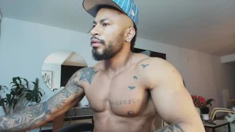 Snapshot of clark_strong chatting on 23, 4, 2026 clark_strong online show from 23, 4, 2026