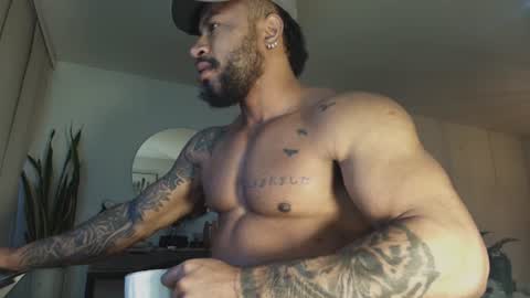 Snapshot of clark_strong chatting on 10, 6, 2026 clark_strong online show from 10, 6, 2026