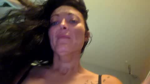 Snapshot of clarnbear chatting on 24, 7, 2026 clarnbear online show from 24, 7, 2026