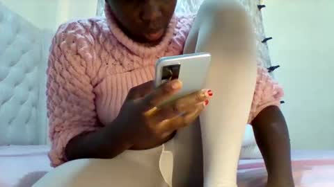 Snapshot of classic_carmen chatting on 15, 5, 2026 carmen online show from 15, 5, 2026
