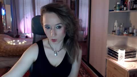 Snapshot of classyinna chatting on 11, 11, 2025 classyinna online show from 11, 11, 2025