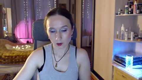 Snapshot of classyinna chatting on 14, 11, 2025 classyinna online show from 14, 11, 2025