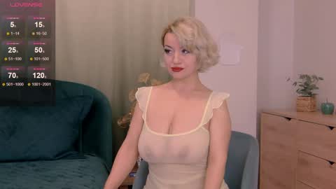 Classy Tinna online show from 11, 12, 2024