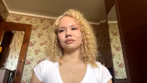 Snapshot of claudettelayel chatting on 14, 7, 2026 claudettelayel online show from 14, 7, 2026