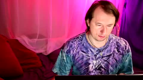 Claudia Cyberfox and Elon online show from 4, 10, 2025