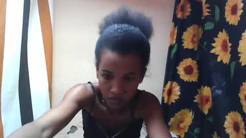 Snapshot of claudiannah chatting on 13, 10, 2025 claudianne online show from 13, 10, 2025